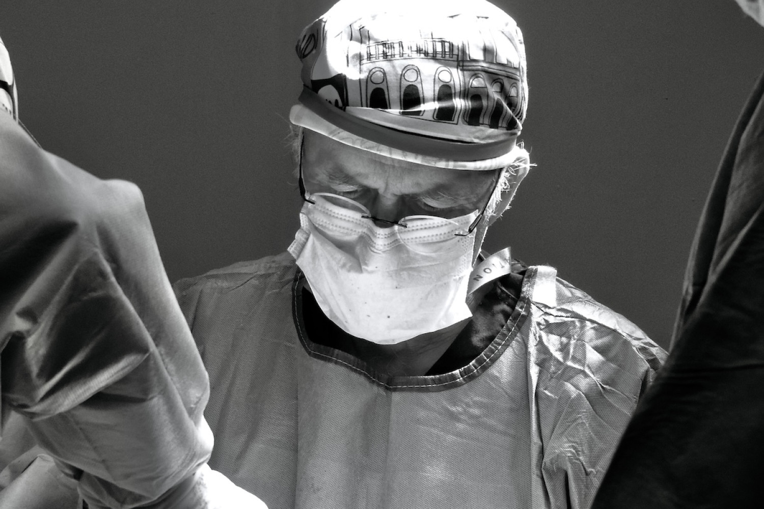 Dr. Paul Gilbert in surgery