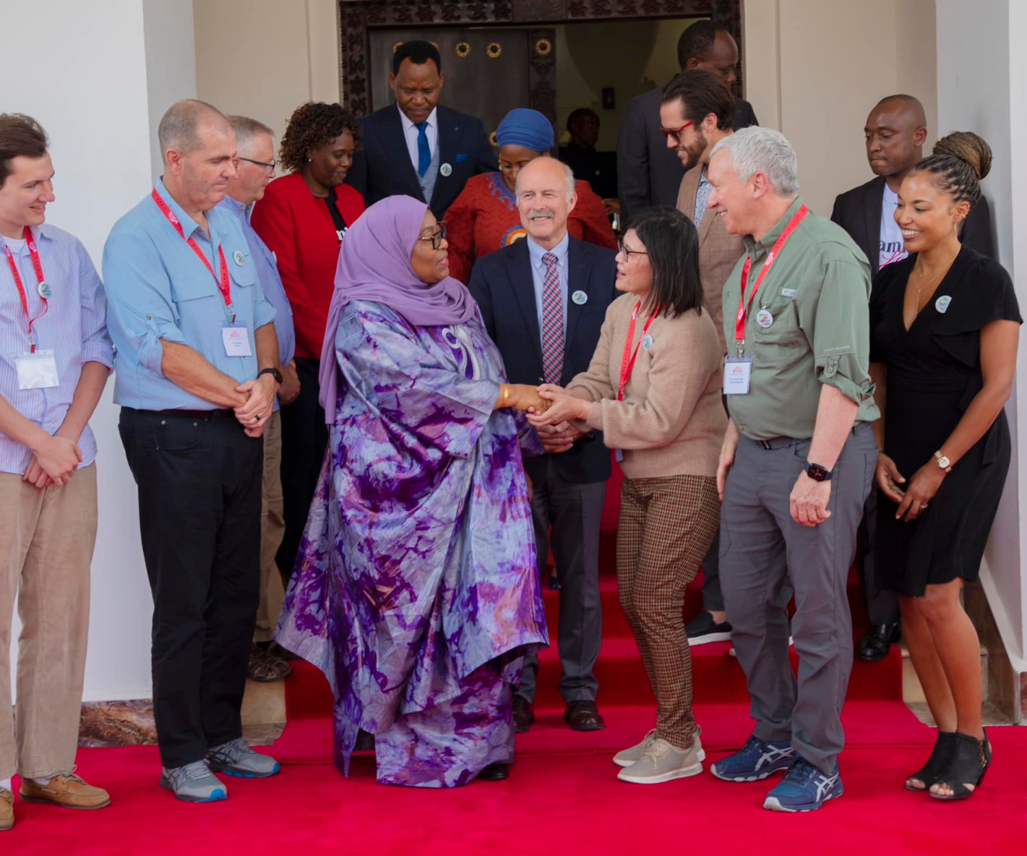A delegation of our volunteers had the opportunity to meet Tanzanian President, Samia Suluhu Hassan
