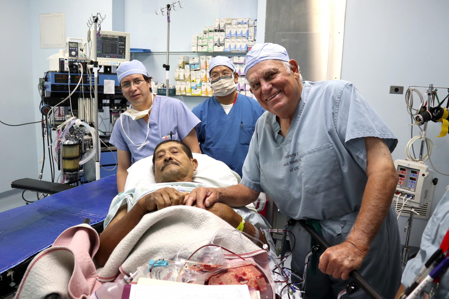 Dr. Lawrence Dorr with his patient Rogelio Montepeque after his successful bilateral knee replacement surgery