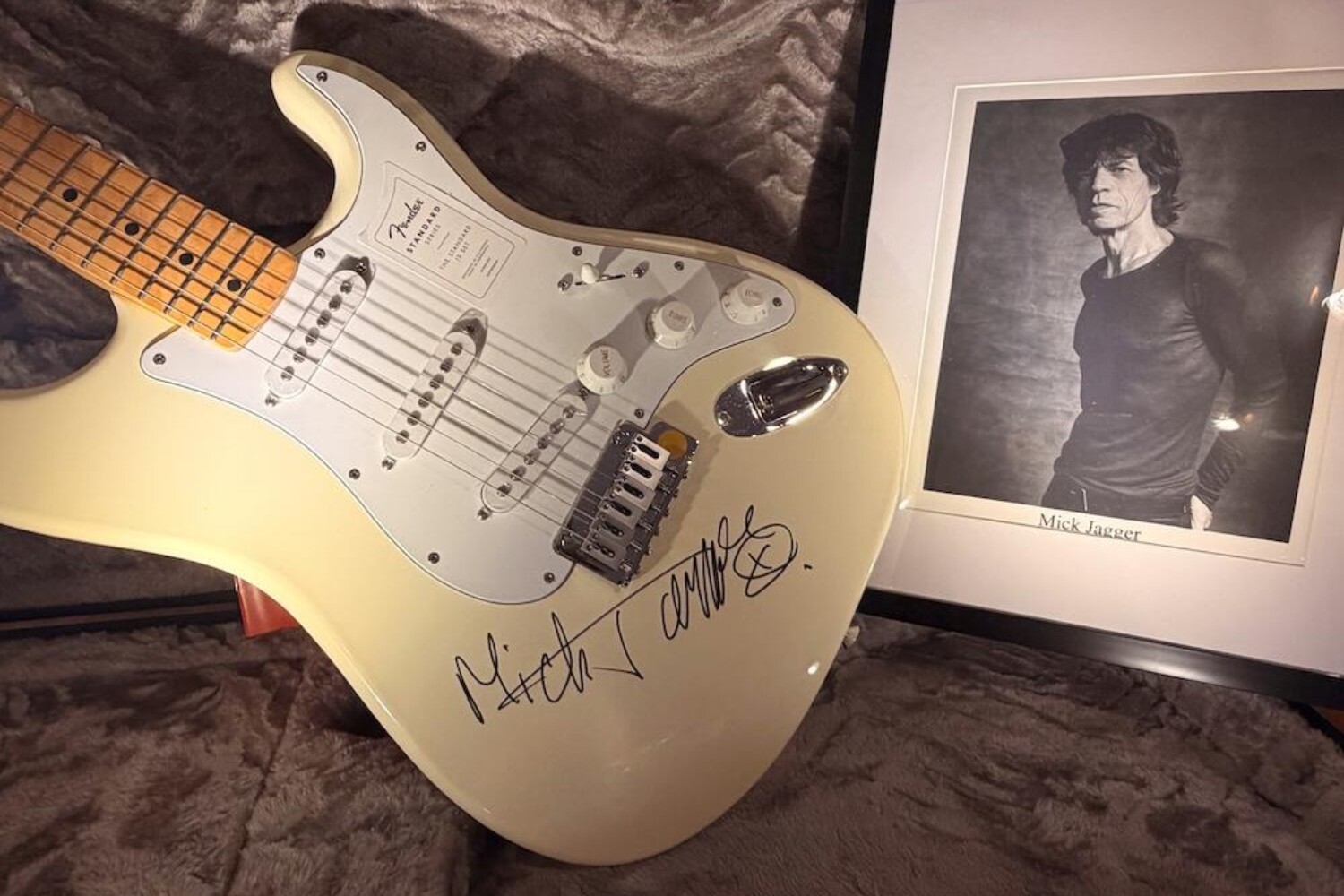 Fender Stratocaster signed and donated by Sir Mick Jagger supporting OpWalk LA﻿